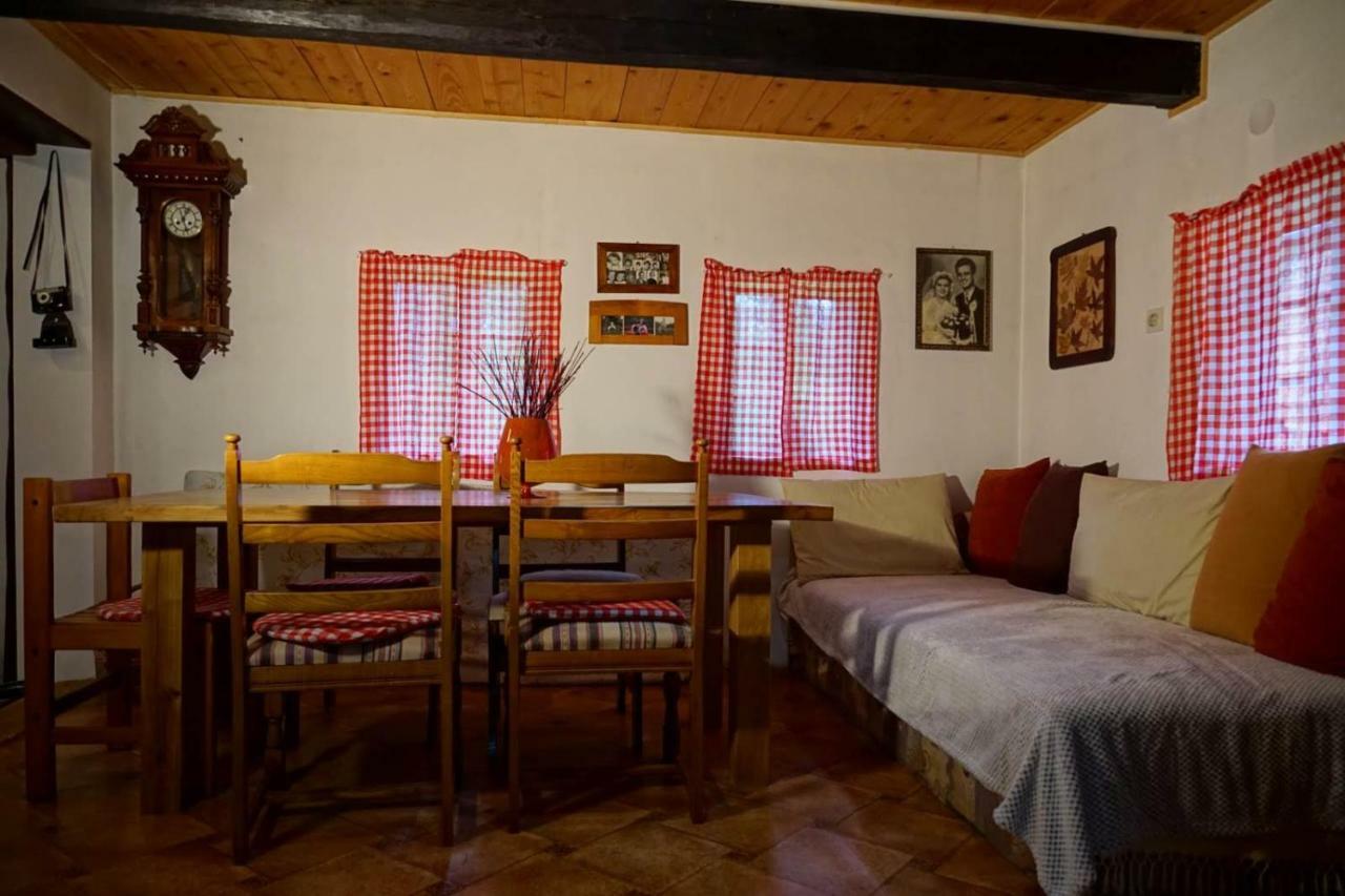 Dorina Hiza Villa Karlovac Bagian luar foto